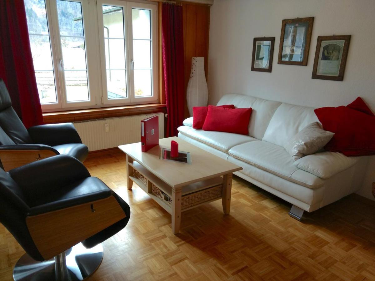 Mountain-Panorama Appartement Meiringen Buitenkant foto